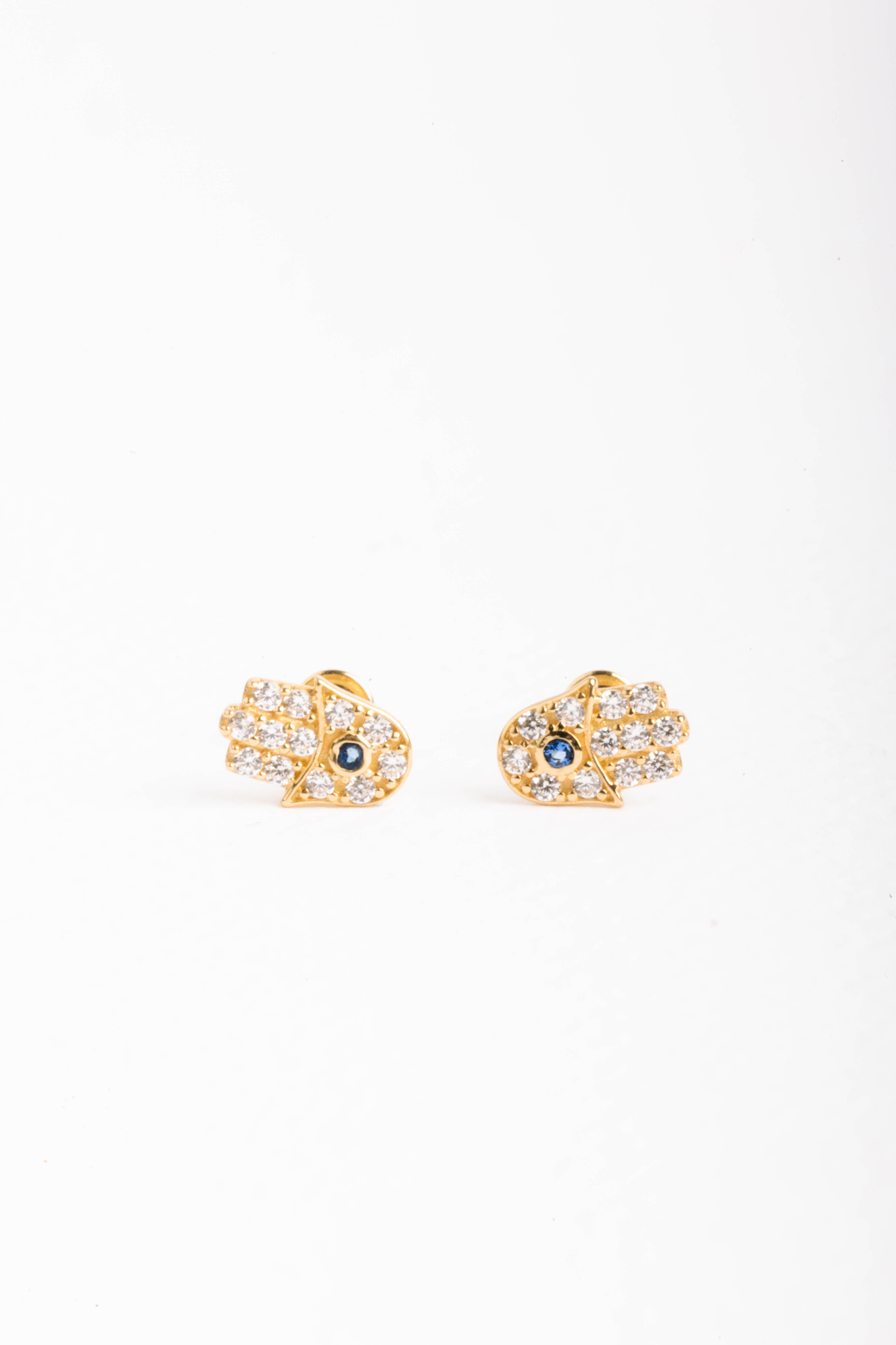 Broquel de oro sólido 14K Mano de Fátima 0.6 mm x 0.4 cm