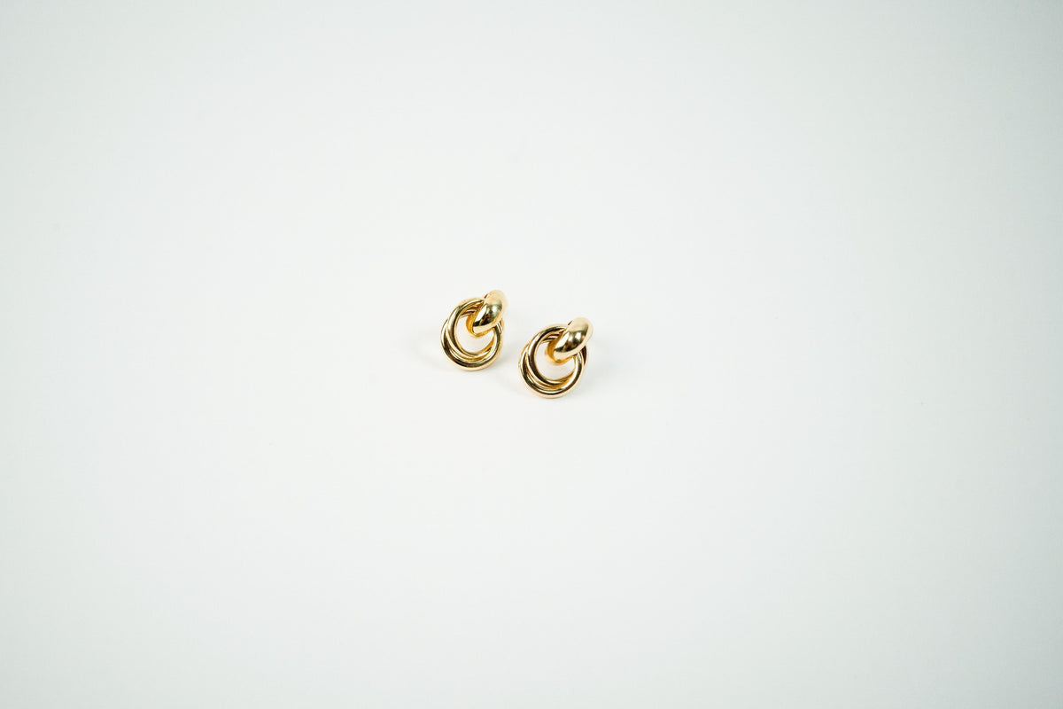 Aretes acero inoxidable WATERPROOF dorados de nudo