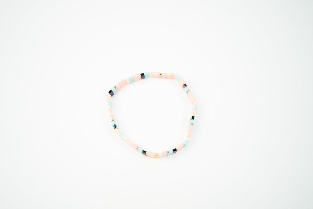 Pulsera chaquiras colores pastel