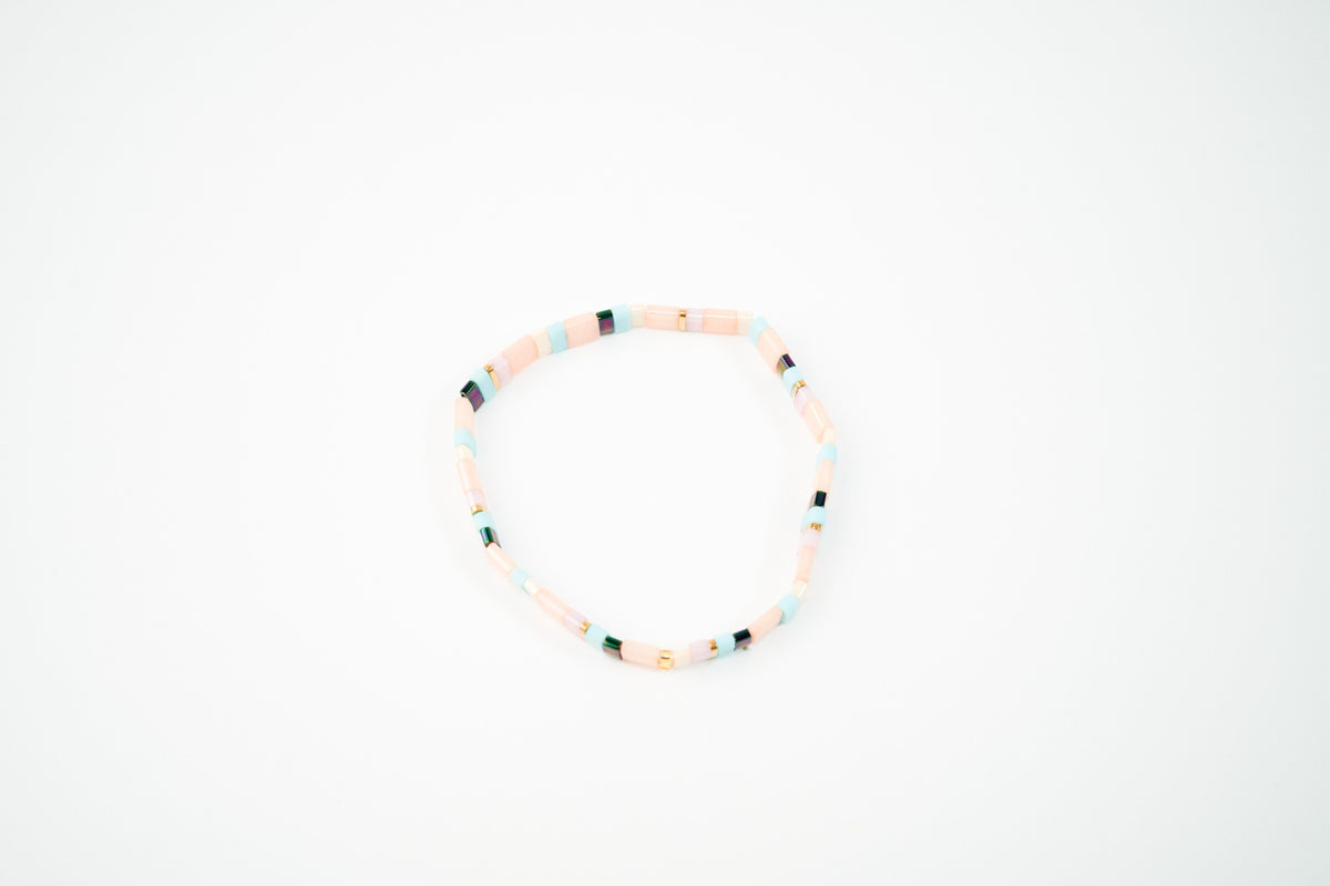 Pulsera chaquiras colores pastel